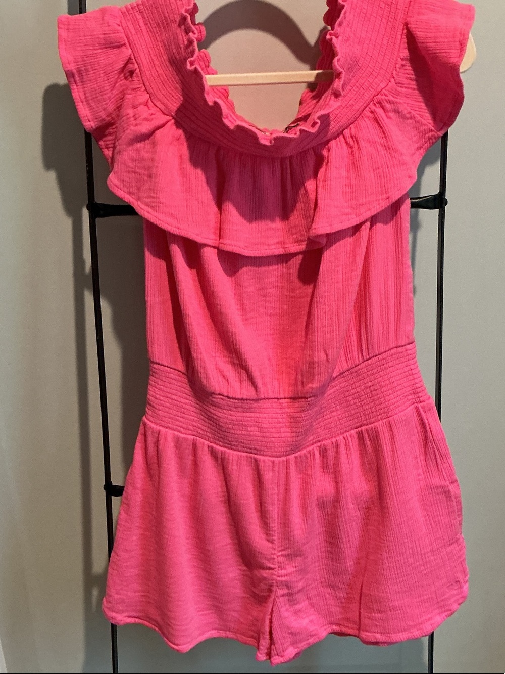 Vineyard Vines Women's Hot Pink Ruffled Romper